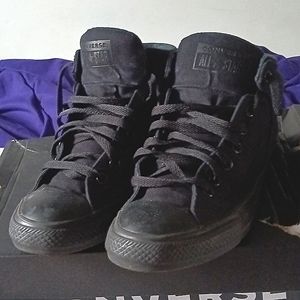 Converse Chuck Taylor Street Hi